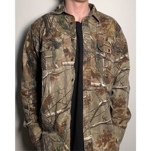 Cabela's Camo Long Sleeve Button Up